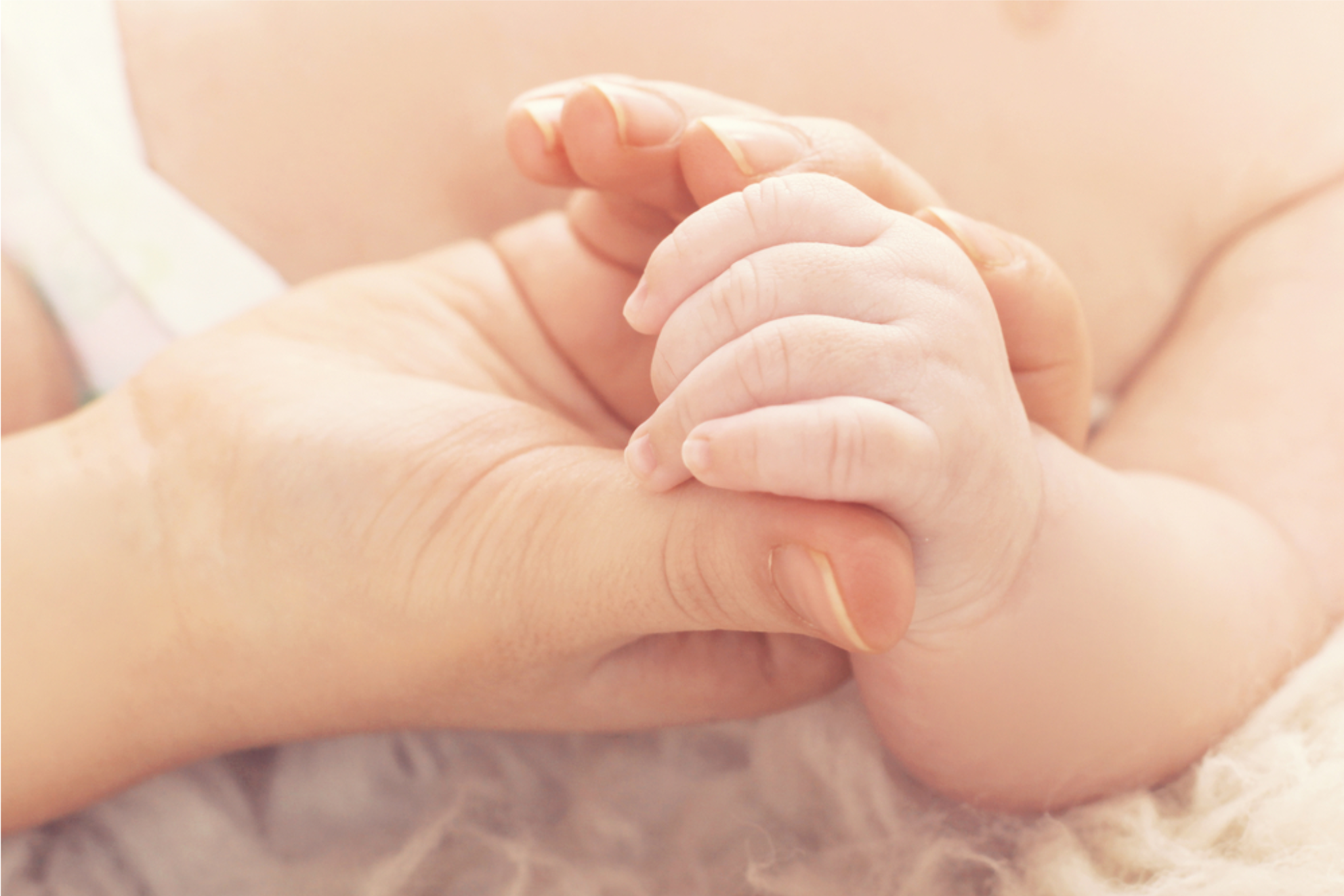 AQUAGIFTのBrandStory 「薬や化学物質を使わずに、子供の素肌を取り戻したい」